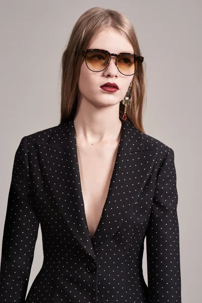 Look 11